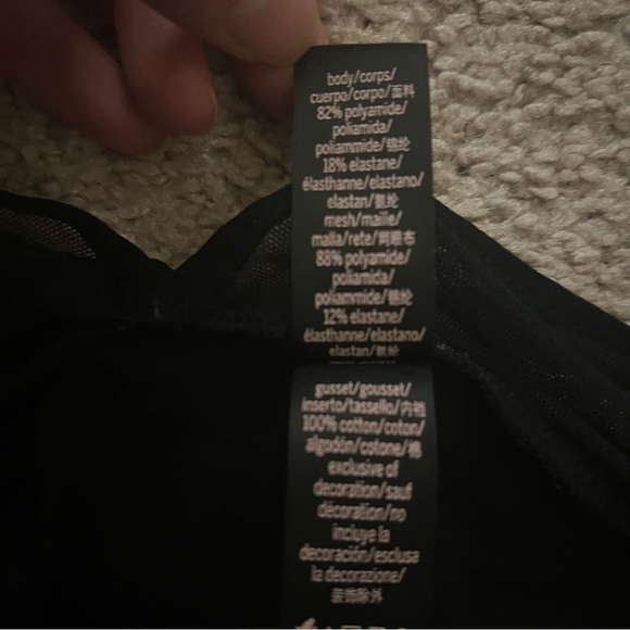 Victoria’s Secret Black Choker High Neck Plunging Neckline Bodysuit Size Large - Picture 16 of 16